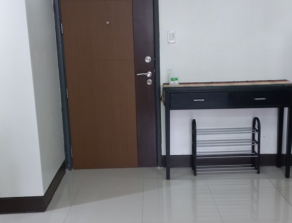 Pre-Owned 44.00 sqm 1-bedroom Furnished Residential Condo For Sale in BGC Taguig