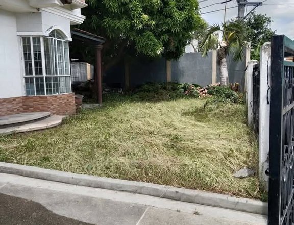 Pre-Owned 5-bedroom Single Detached House For Sale