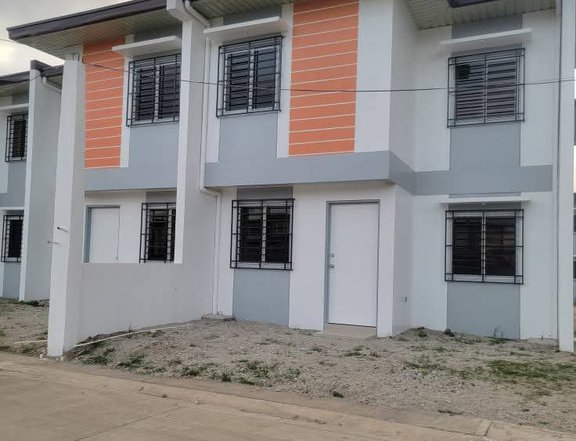 Ready for occupancy 2 bedroom townhouse in pagaspas tanuan batangas