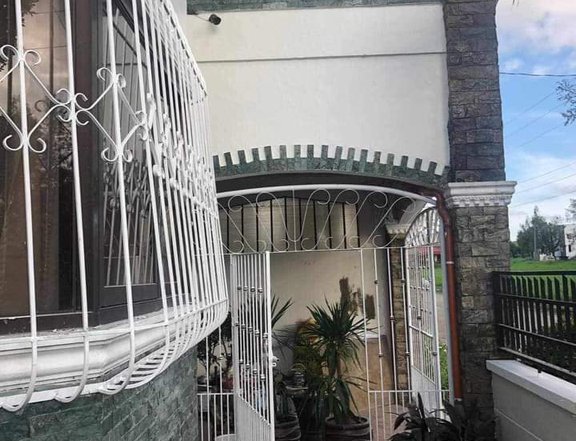 4-bedroom House For Sale in Lipa royale Batangas