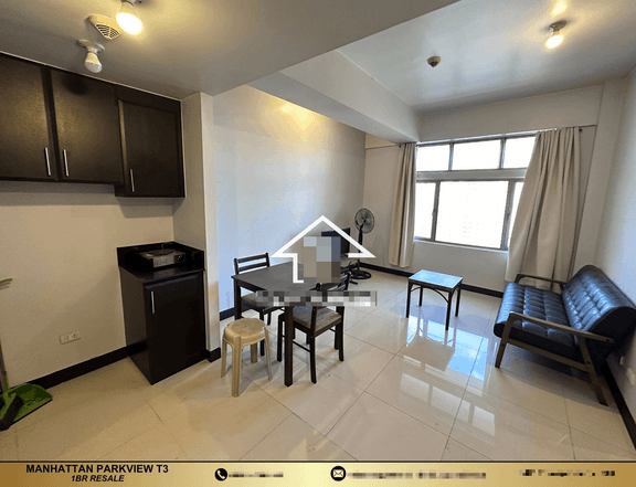 Pre-Owned Furnished 36.00 sqm 1-bedroom Residential Condo For Sale in Manhattan Parkview Cubao