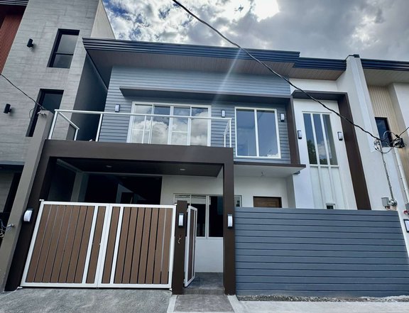 FOR SALE Modern 2-Storey House in Greenwoods Cainta