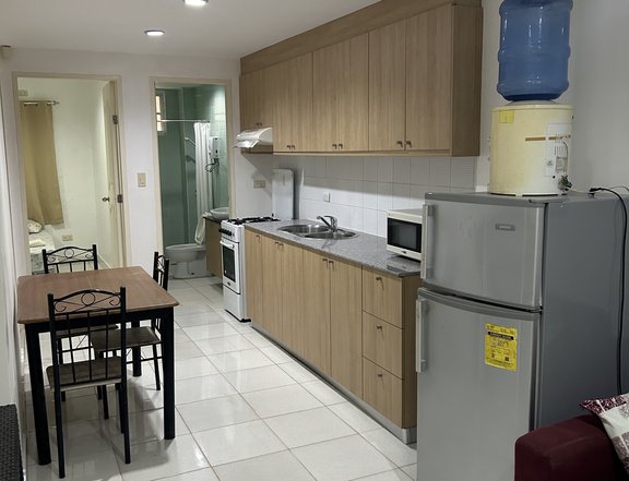 2 bedroom apartment, 1 minute walk from White Beach, station 3, Boracay Island