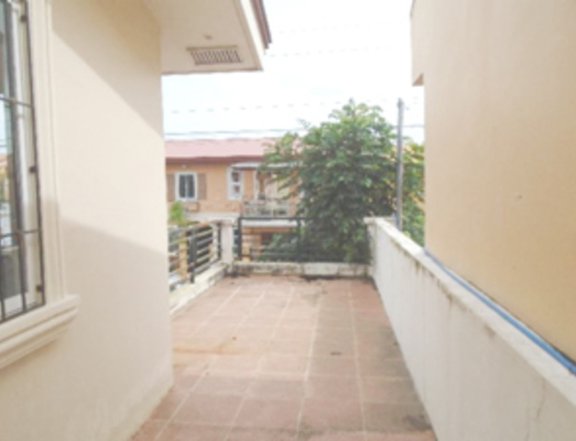 Foreclosed 2-bedroom Townhouse For Sale in Lipa Batangas