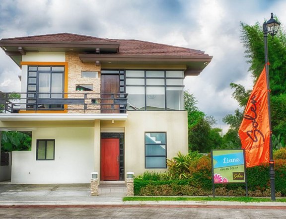 4-bedroom Single Detached House For Sale in Santa Rosa Laguna