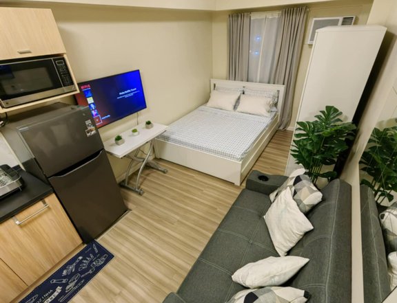 Fully furnished studio unit condo for rent/lease in Taguig Metro Manila