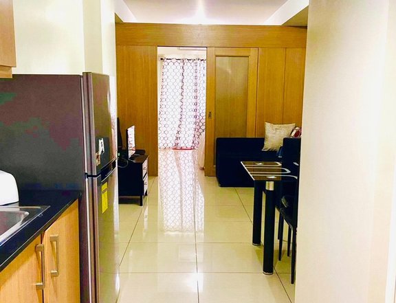 Fully Furnished One-Bedroom at Shell Residences near MOA