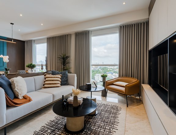 Luxurious Condominium Unit for Sale in Gated Community of Fortune Hill