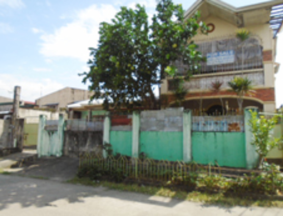 Bank Foreclosed 2 structures House and Lot For Sale in Santa Cruz Laguna: Bank Financing Avaialble
