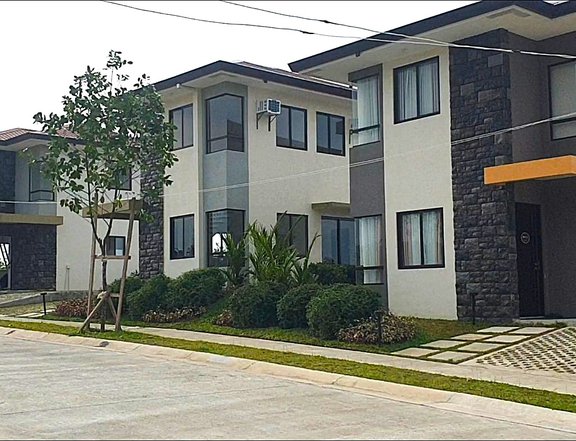 3-bedroom Single Detached House For Sale in Nuvali Calamba Laguna