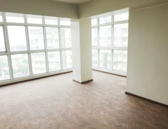 Foreclosed 127.00 sqm 3-bedroom Residential Condo For Sale in BGC Taguig