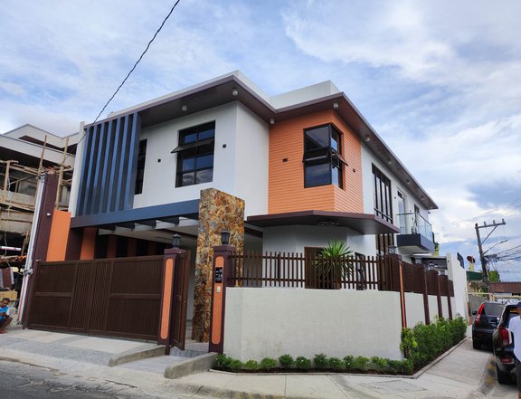 Brand New 4 Bedrooms Single Detached For Sale in Las Pinas