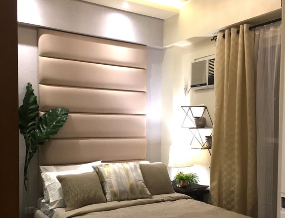 The Atherton by DMCI Homes 2 bed with balcony 56SQM Sucat Paranaque