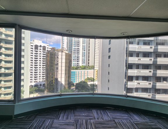 For Sale 1400 sqm Semi Fitted Office Space Makati City