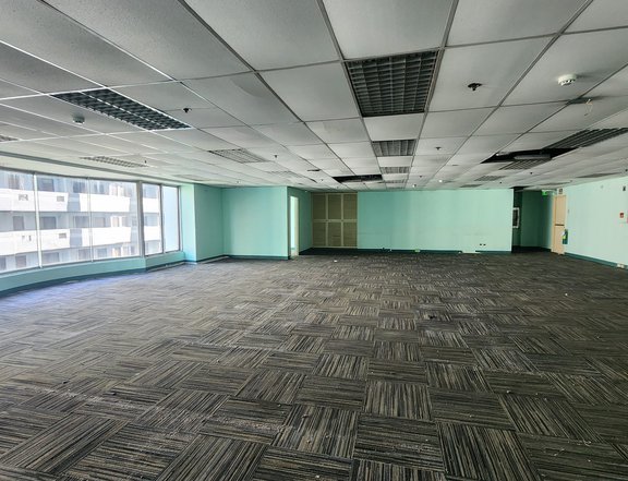 For Sale 1400 sqm Semi Fitted Office Space Makati City