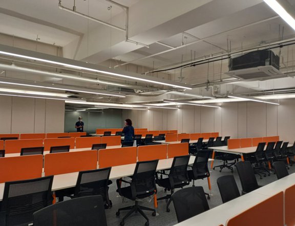 PEZA ACCREDITED BUILDING PRIME LOCATION FULLY FITTED FULLY FURNISHED