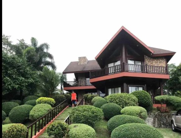 Luxurious tagaytay highlands Home with Breathtaking Views