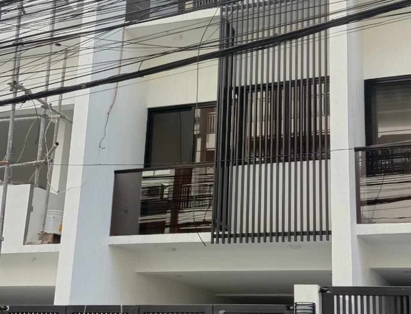 Ready For Occupancy 5-bedroom 3 Storey Townhouse For Sale in Quezon City