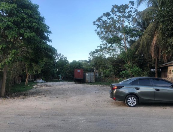 1,209 sqm. Vacant lot ideal for residential, warehousing or container trailer parking,
