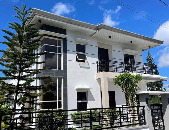 Well maintained 4BR Single Detached House For Sale in Silang Cavite