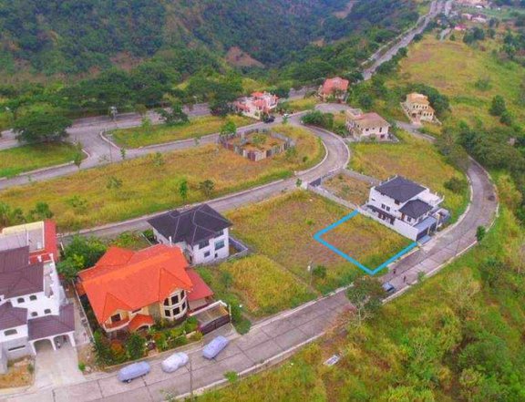 303 sqm Residential Lot For Sale in Splendido Tagaytay, Laurel Batangas