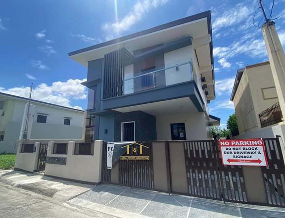 BRAND NEW HOUSE AND LOT IN IMUS CAVITE