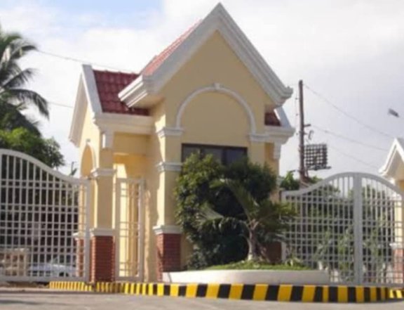 Residential lot for sale in Sta.Barbara Royale- Quezon City