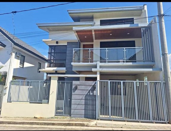 House & Lot for SALE (3 Storey) RFO in Morningfields, Carmeltown Canlubang, Laguna just near Nuvali