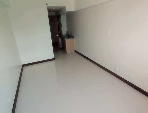 For sale condominium in pasay near Philippine General Hospital