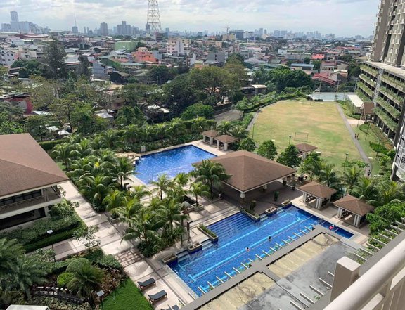 Rush Sale 2BR w/Parking condo in Quezon city near Nlex Balintawak market