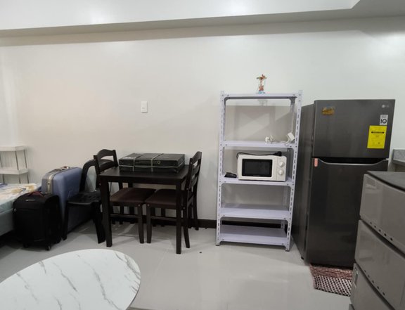 Condominium in pasay Fully furnished For rent taft near Makati