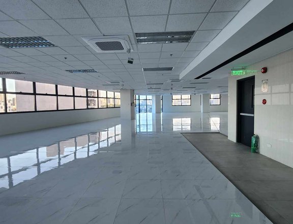 BPO Office Space Rent Lease Mandaluyong City Philippines 2020 sqm