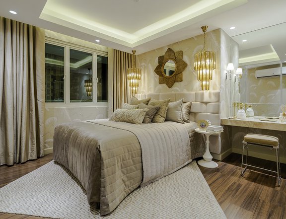 113.5 sqm 3-bedroom Condo For Sale in MiCasa Bay Area, Pasay City