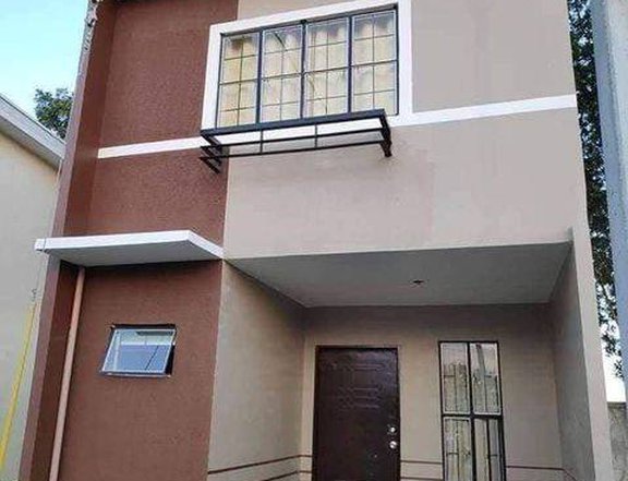 3-bedroom Townhouse For Sale in Tanza Cavite - NRFO