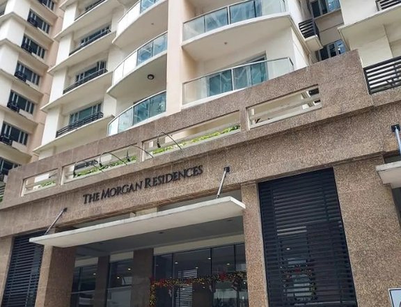 SALE: 25 sqm Studio Condo at Morgan Suites McKinley, Taguig City