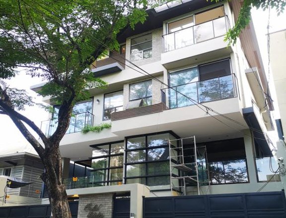 ORCHID ESTATES RFO 5-bedroom Townhouse For Sale in Quezon City