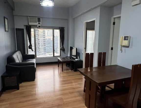 2 Bedroom In Greenbelt Parkplace Makati For Rent