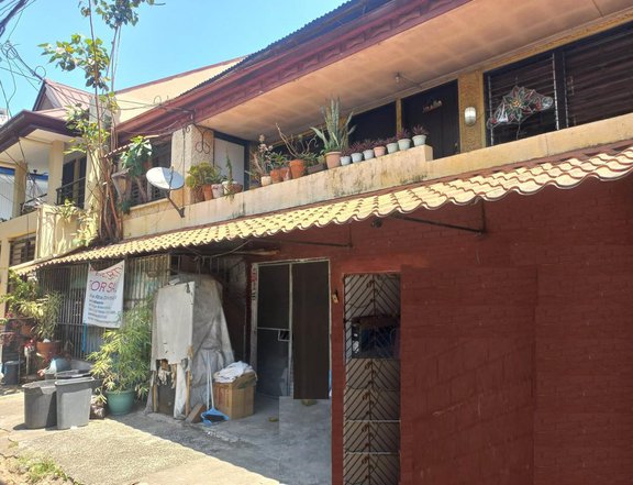San Miguel Village lot for sale with old house for Demolition