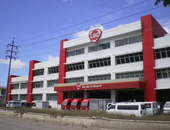 7014.74 sqm Office Space & Warehouse for Lease LBC Building Mandaue