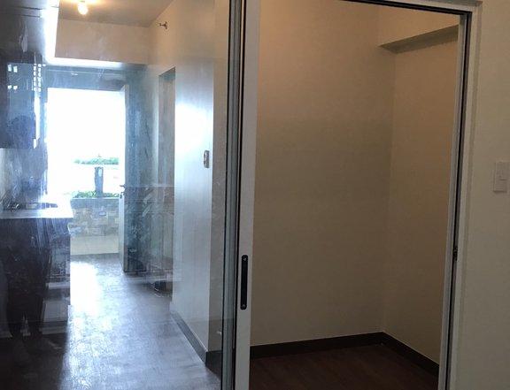 Bare 1-bedroom Condo For Rent in Prisma Residences, Pasig City