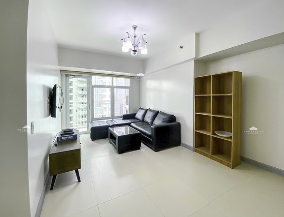 Corner Unit Condo for Sale in Two Serendra, BGC, Taguig City