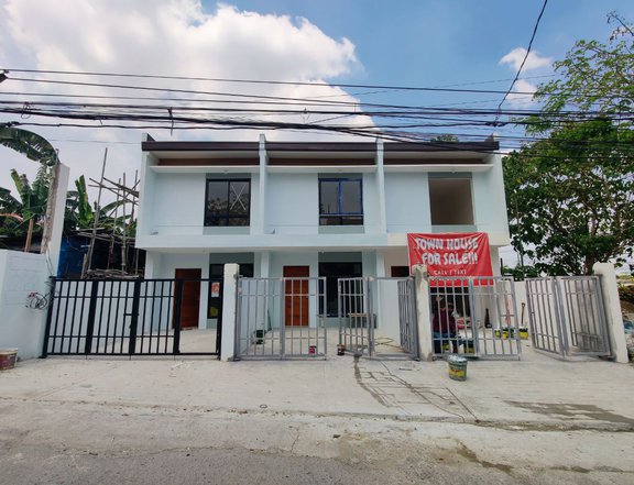 3 Br House and lot in Rainbow Subd Caloocan near Vicas Novaliches