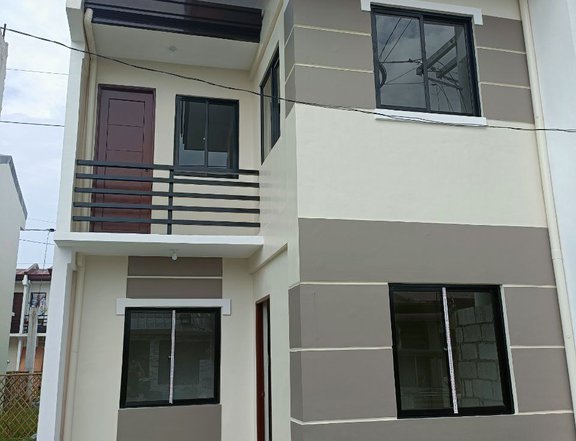 2-bedroom Townhouse For Sale Ready for occupancy 5% spot cash dp only