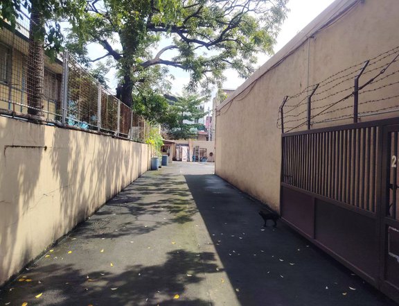 Selling 476 SQM Commercial Lot