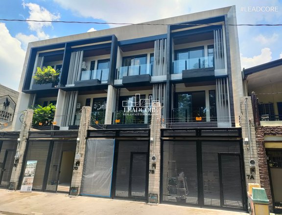 4-bedroom Townhouse For Sale in Diliman Quezon City / QC Metro Manila