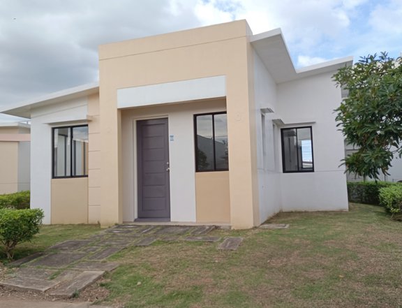 2-bedroom Single Detached House and Lot For Sale in Pineview RFO