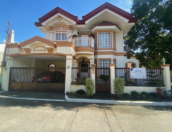 TWO STOREY MEDITERRANEAN HOUSE