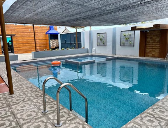 RESIDENTIAL HOUSE & LOT W/ SWIMMING POOL