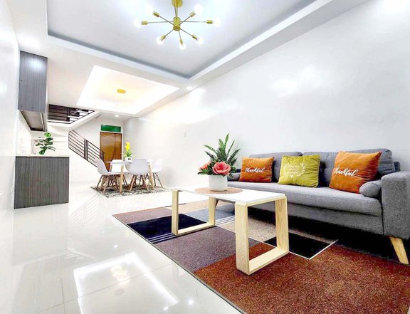 3 bedroom  + Loft  Townhouse For Sale in Tandang Sora nr Mindanao Avenue Quezon City