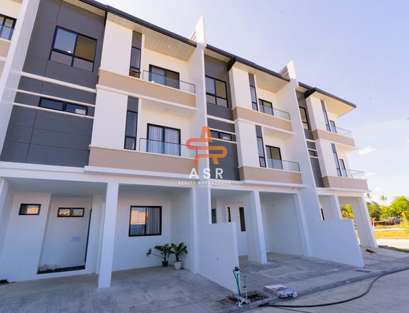 3 story Townhouse For Sale in Cebu City